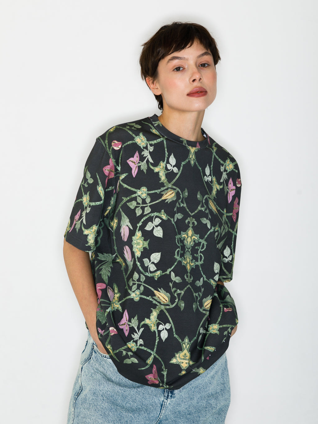 Shiraz at night All-over print T-Shirt