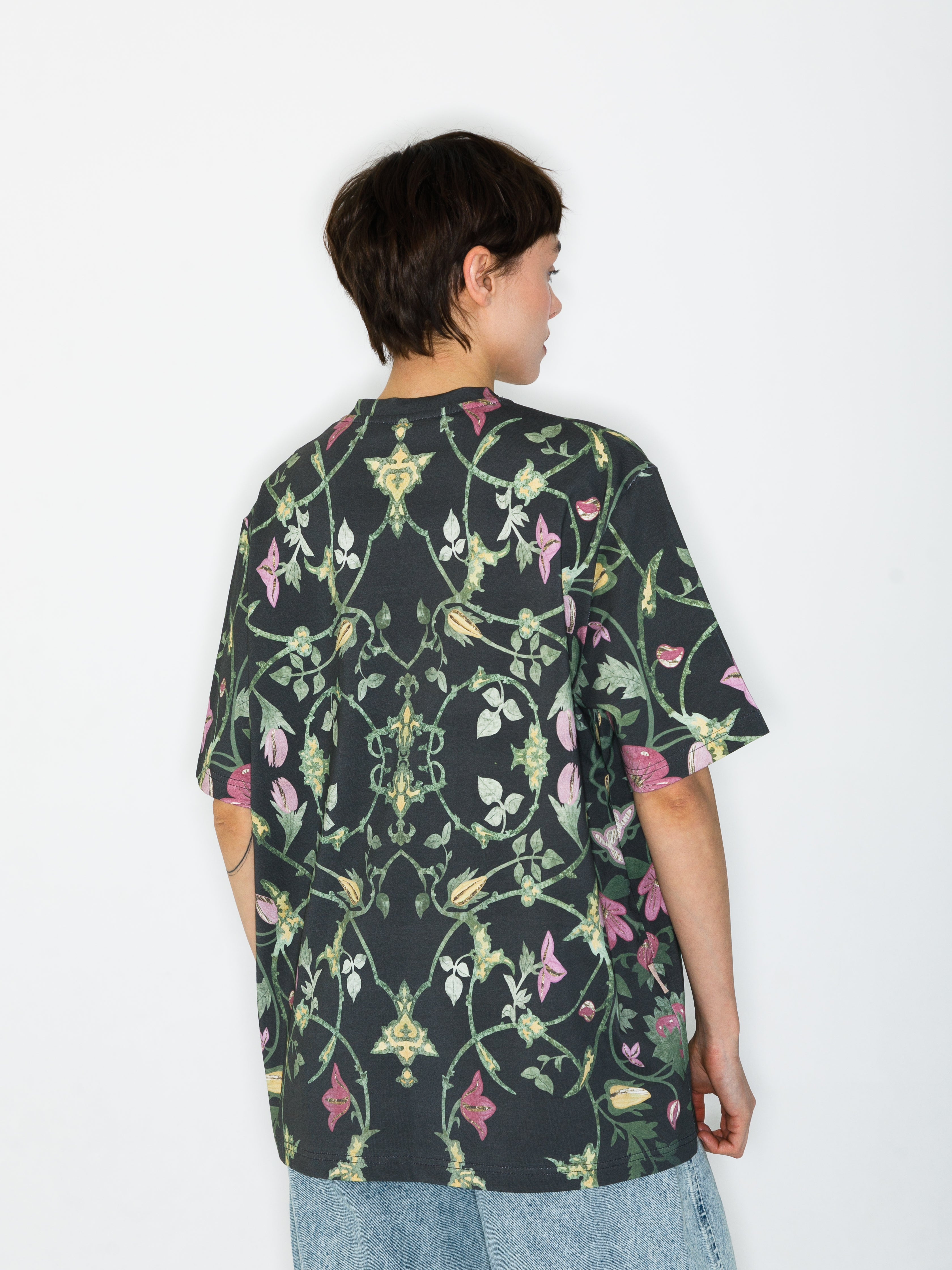 Shiraz at night All-over print T-Shirt