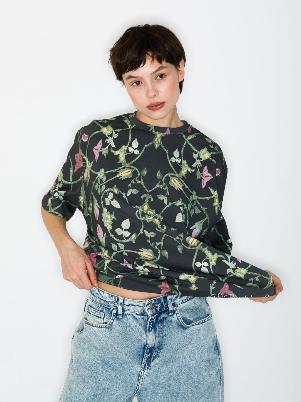 Shiraz at night All-over print T-Shirt