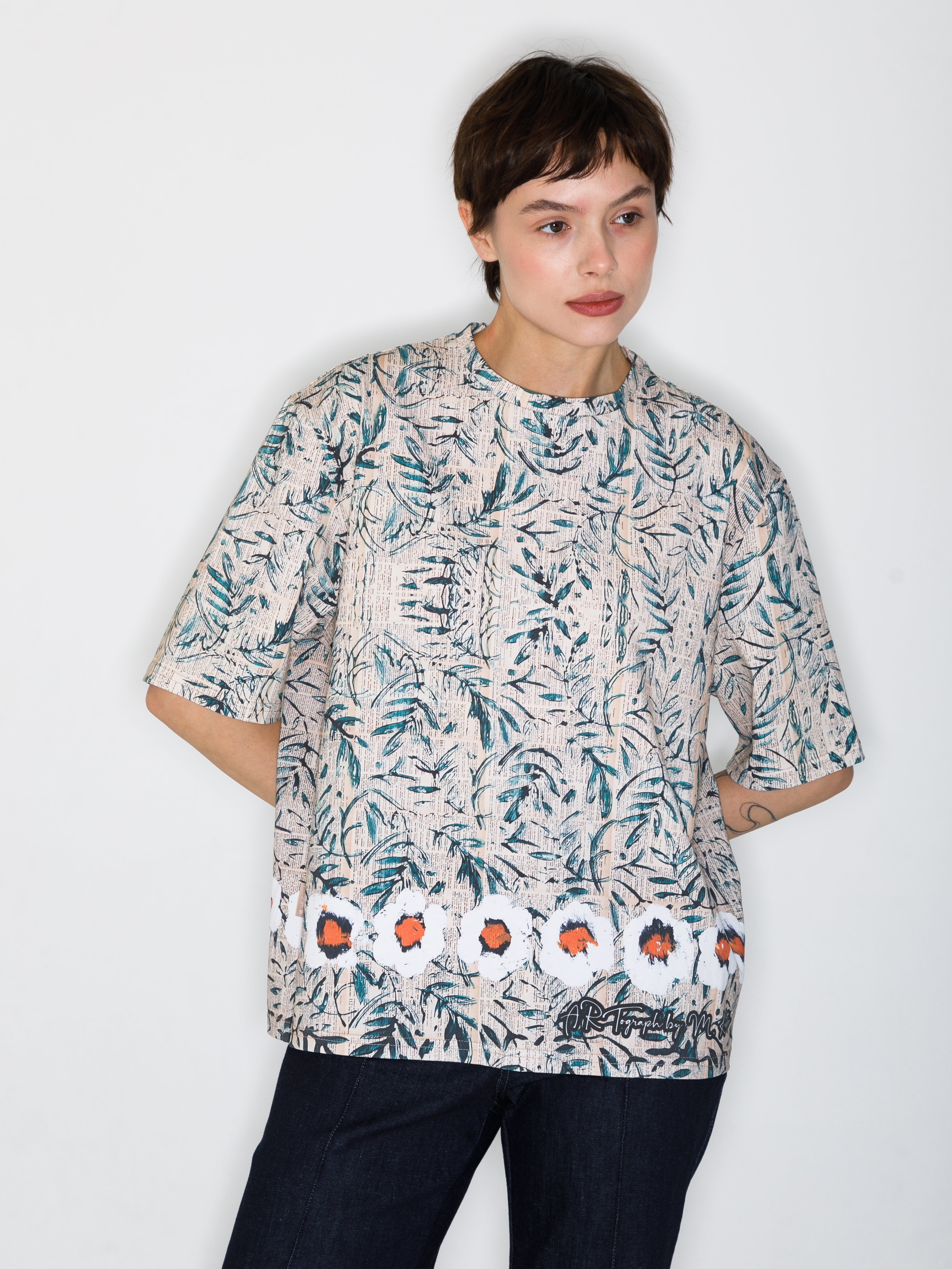 Book flowers All-over print T-Shirt